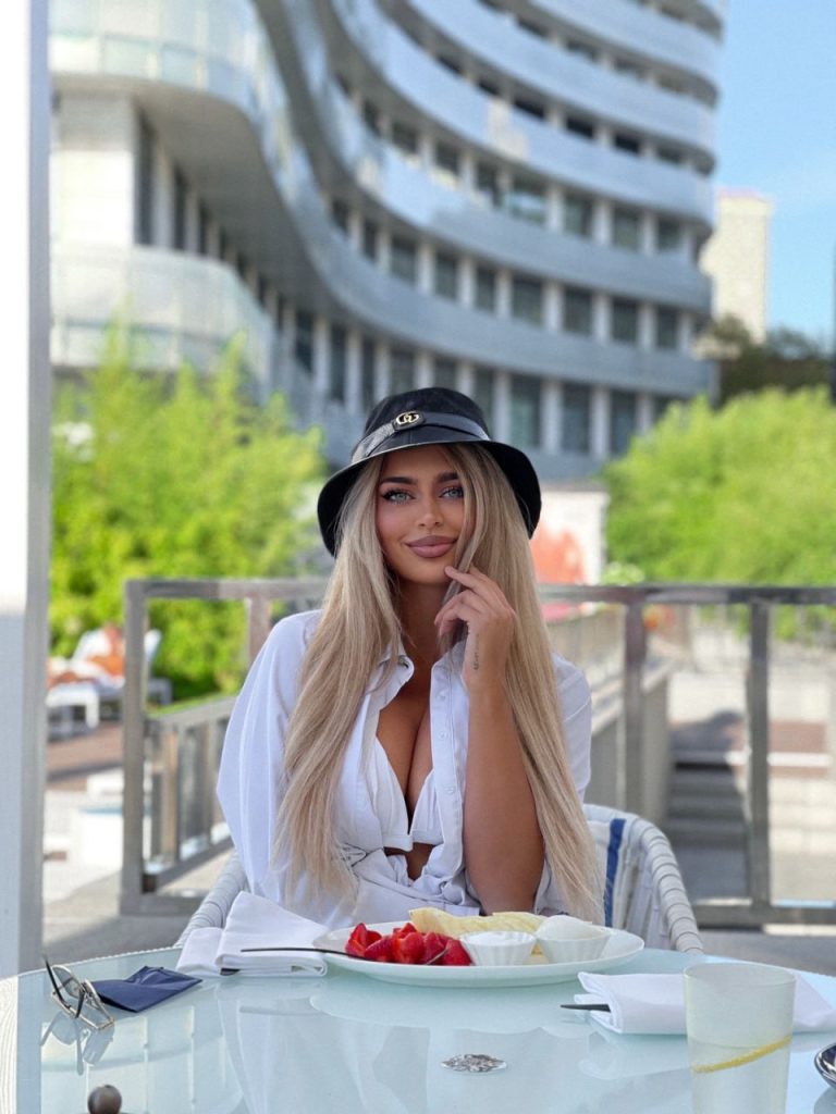 Эскортница Ангелина в Москве