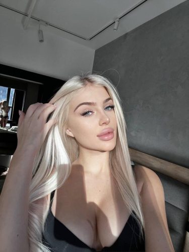 Эскортница Сабрина