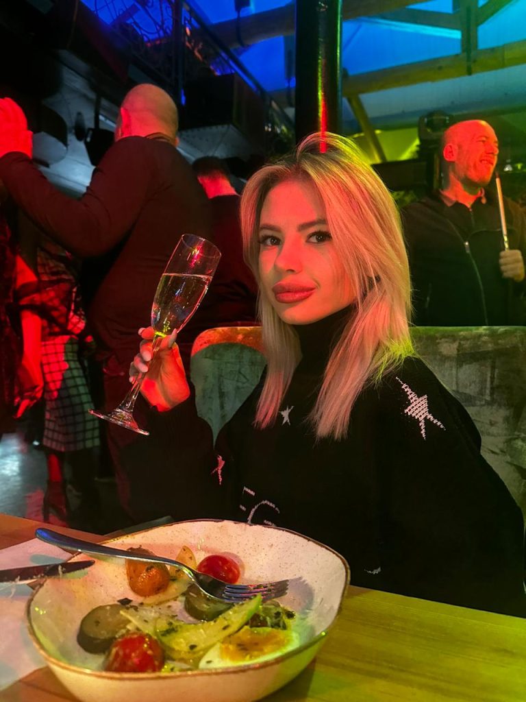 Эскорт модель Лия в Москве