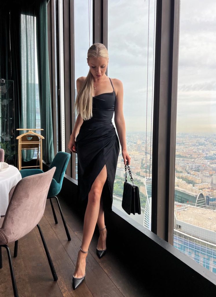 Эскорт модель Валерия