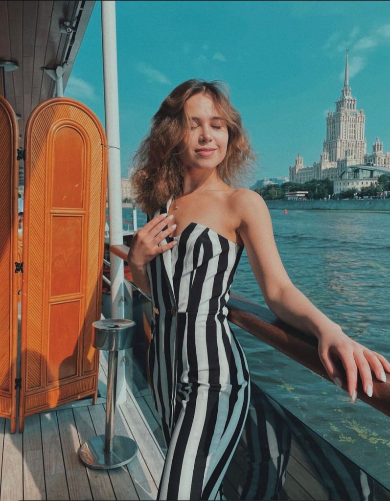 Премиум модель Лолита