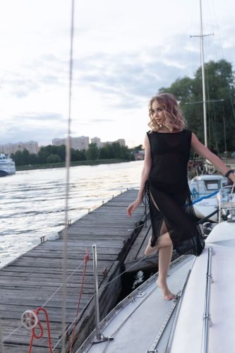 Эскортница Аврора