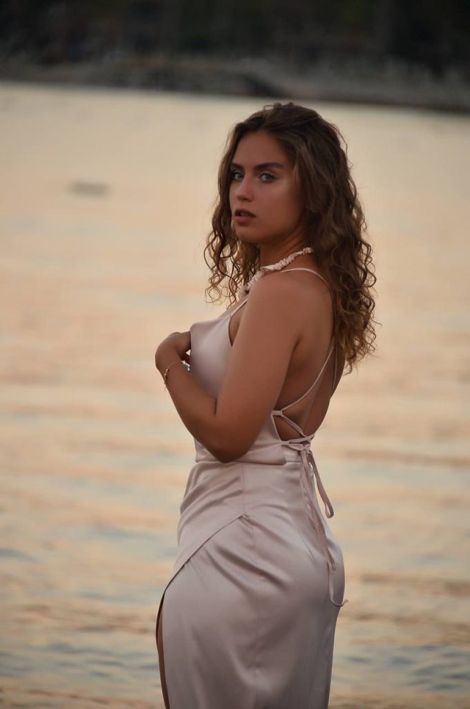 Эскортница Алиса в Москве