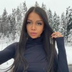 Эскортница Кира