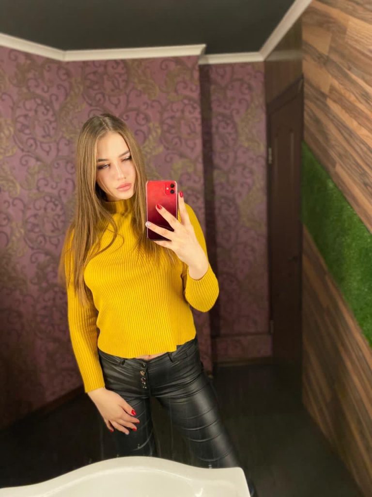 Премиум модель Саша в Москве