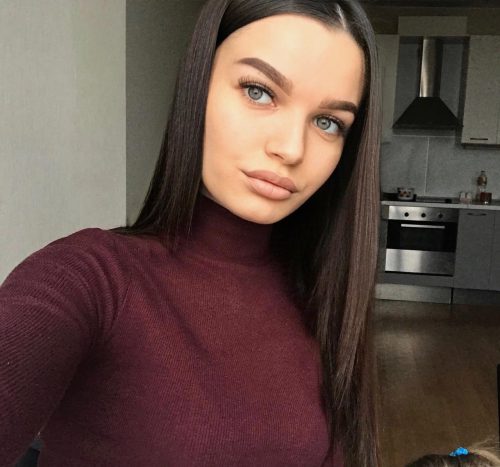 Эскортница Тая