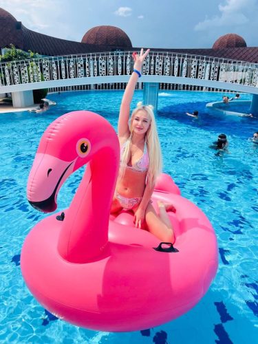 Эскортница Вивьен