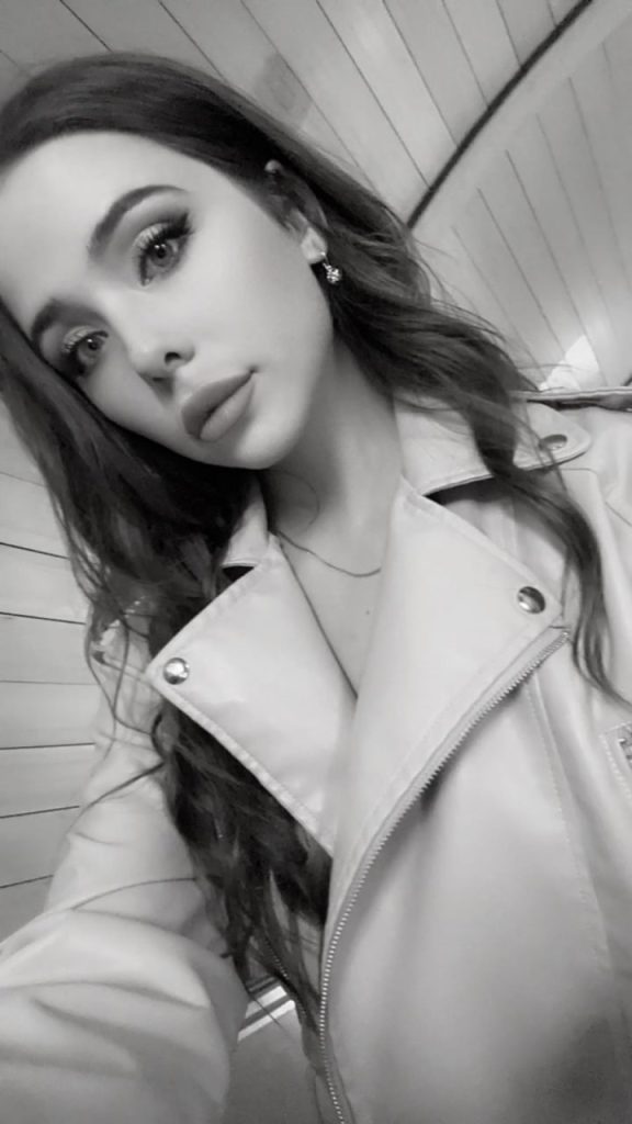 Премиум модель Холли